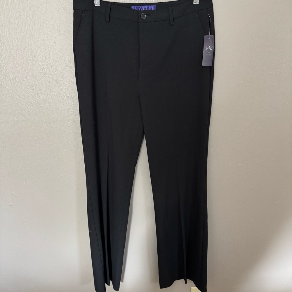 NWT NYDJ Black Wide Leg Trousers Size 8 Casual comfort workwear pleated
